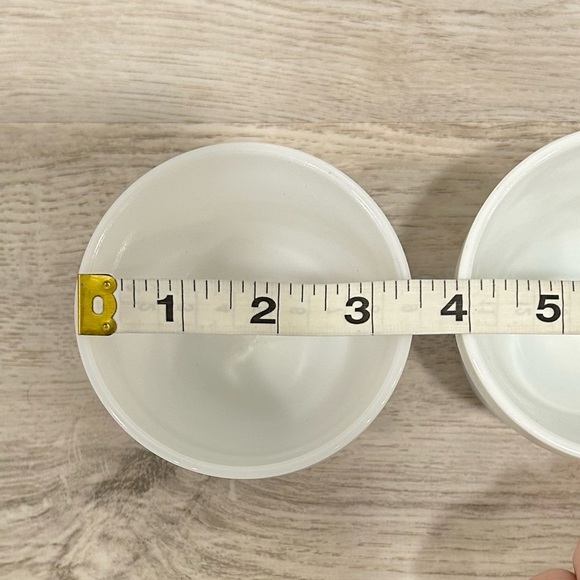 Vintage Anchor Hocking Set of 2 Milk Glass Grape Leaf Mid Century Desert Cups - Picture 3 of 7